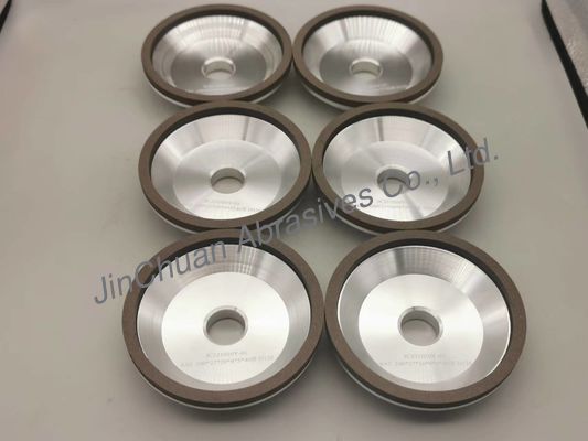 lien Diamond Grinding Wheel de la résine 4A2 40 degrés pour le carbure circulaire de CTT de scie d'alliage