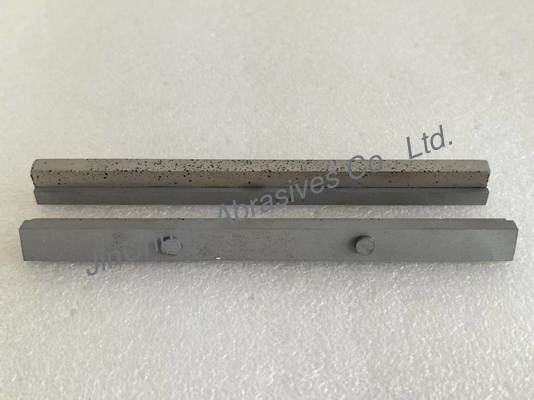 L'équipement de traitement est constitué d'une série de pièces de rechange.