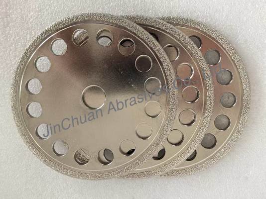 Meules diamantées brasées sous vide haute performance pour le meulage de la fonte avec grain D40/45, forme personnalisable et longue durée de vie