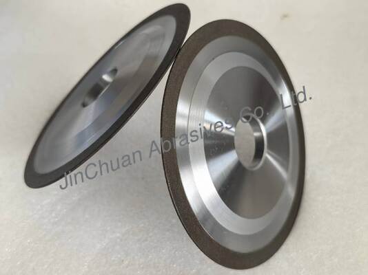 Résine CBN meuleuse 14F1 150*8*32mm Longue durée de vie pour le broyage des outils HSS avec couche CBN de 1,3 mm à 4,0 mm