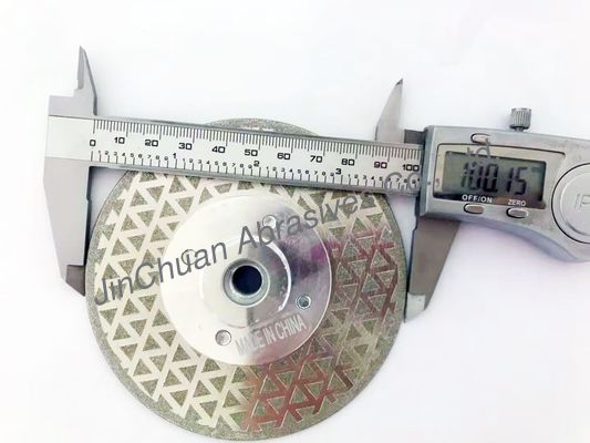 Lame plaquée de diamant pointillée par étoile